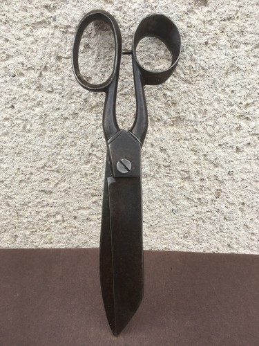 Ancienne paire ciseaux - de,