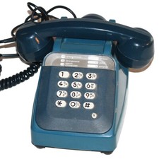 Téléphone vintage Socotel S63 bleu à touches