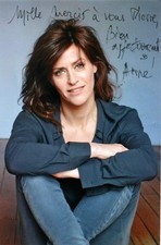 PHOTO véritable  dédicacée par Anne CAILLON