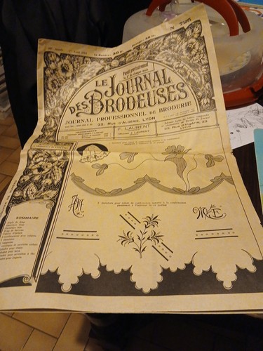 Journal des brodeuses 1 - le,