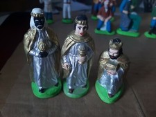 lot de 3 personnages rois mages   - santons le moulin a huile