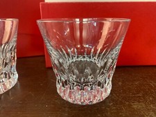 27 verres à whisky modèle