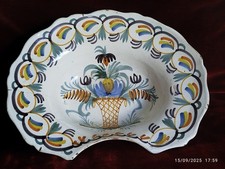 Plat à Barbe Nevers Faïence 18ème/19eme Bouquet Aile Richement Décorée - Agrafés