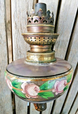ancienne toupie de piano reservoir de lampe à pètrole décor de fleurs émaillées