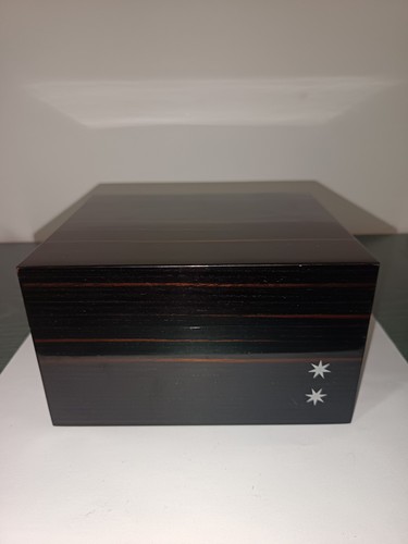 Jaquet droz wooden box - wooden,
