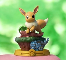 Pokémon Figure Eevee Statue