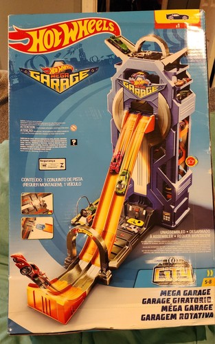 Hot wheels mega garage play - wheels,