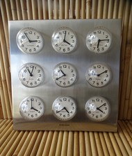 Horloge Murale Design Karlsson 9 villes métal loft usine vintage rétro space age