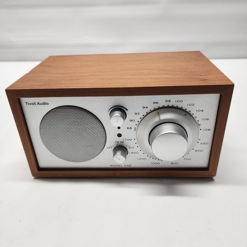 Tivoli audio model one fm - model, am/fm