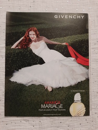 Publicité papier parfum - publicité,