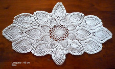 ancien  napperon ovale crochet
