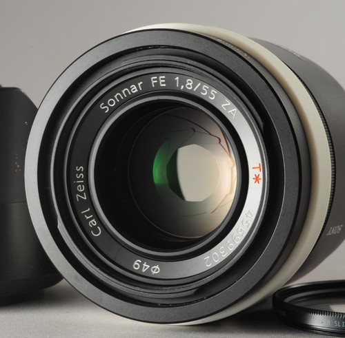 Stock mint carl - mint, zeiss