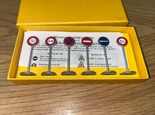 DINKY TOYS FRANCE - 40 -