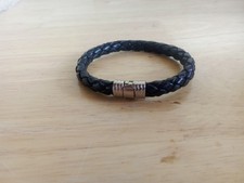 Bracelet Albanu collection  longueur 20 cm épaisseur 8mm en cuir tressé 