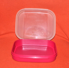 Tupperware boîte signature propre - très bon état