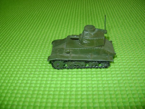 Dinky toys 152a light - dinky,