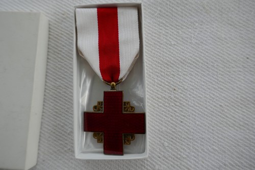 Médaille croix rouge - la,