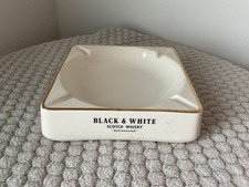 Magnifique Cendrier publicitaire  Black & White whisky en Céramique  (*10)