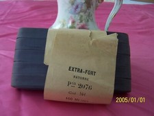 Ancien ruban extra-fort de 100mètres. Couleur gris. Top affaire!!!  Réf : n°82