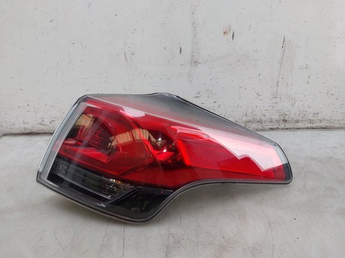 Feu arrière droit rear light - feu,