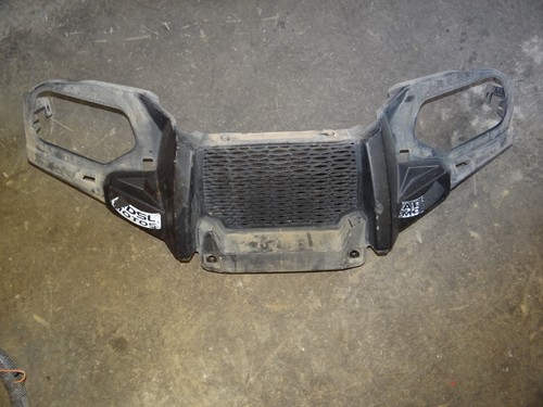 Calandre avant quad polaris - calandre,