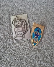Insigne / pucelle 19 e