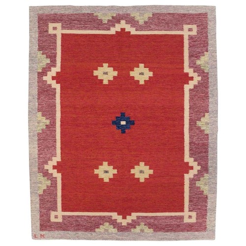 Tapis ancien rouge scandinave