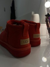 ugg ultra mini rouge