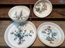 LOT DE 4 PLATS  VILLEROY &