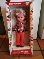 Ancienne poupée marcheuse Gégé "Patricia" 1975 dans sa boite