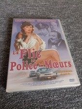 La Flic À La Police Des