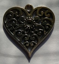 Charm  Breloque en mètal