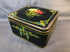 Ancienne boite à biscuits en