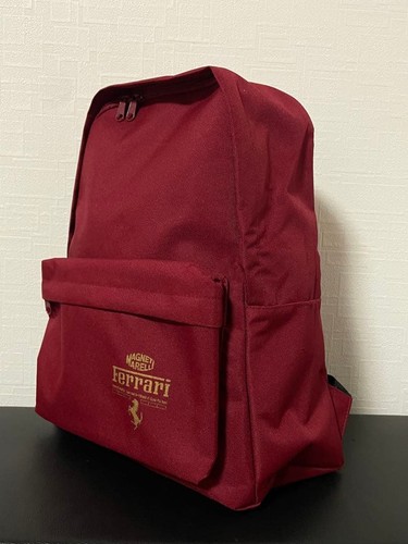 Sac dos ferrari - dos, magneti