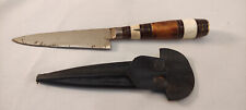 ancien couteau artisanal  GAUCHO Argentine avec étui en cuir manche cornes