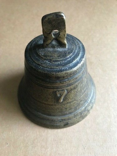 Ancienne clochette cloche - clochette,