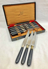 12 ANCIENS GRANDS COUTEAUX DE