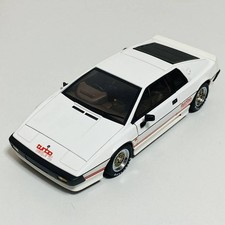 AUTOart 1/18 LOTUS esprit