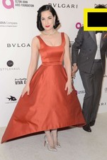 Photo taille au choix DITA VON TEESE (2465)