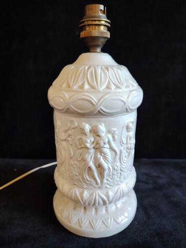 Joli pied lampe en - pied,