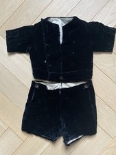 Ancien costume pour enfant en