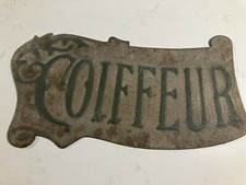 COIFFEUR/ PLAQUES BOMBÉES en