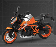 Moto Miniature KTM 1290 Super Duke R au 1/12