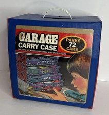 Vintage 1984 Garage Carry
