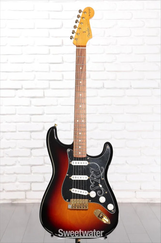 Fender stevie ray vaughan - fender,