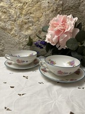 2 tasses à thé en porcelaine