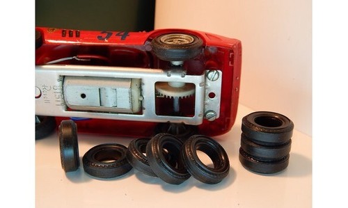 Pneus pour voitures revell - pour,