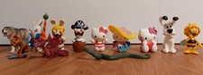 lot figurines lapin crétin, hello kitty, maya l'abeille