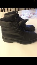 Bottines en cuir noir Versace pointure 42