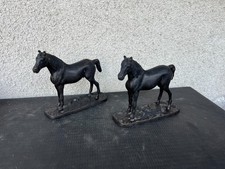 Paire de chevaux en bronze –